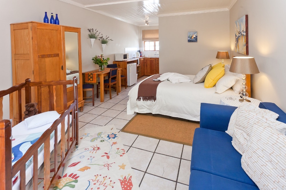 Comfort Room, 1 Bedroom (Double En-Suite) photo 3