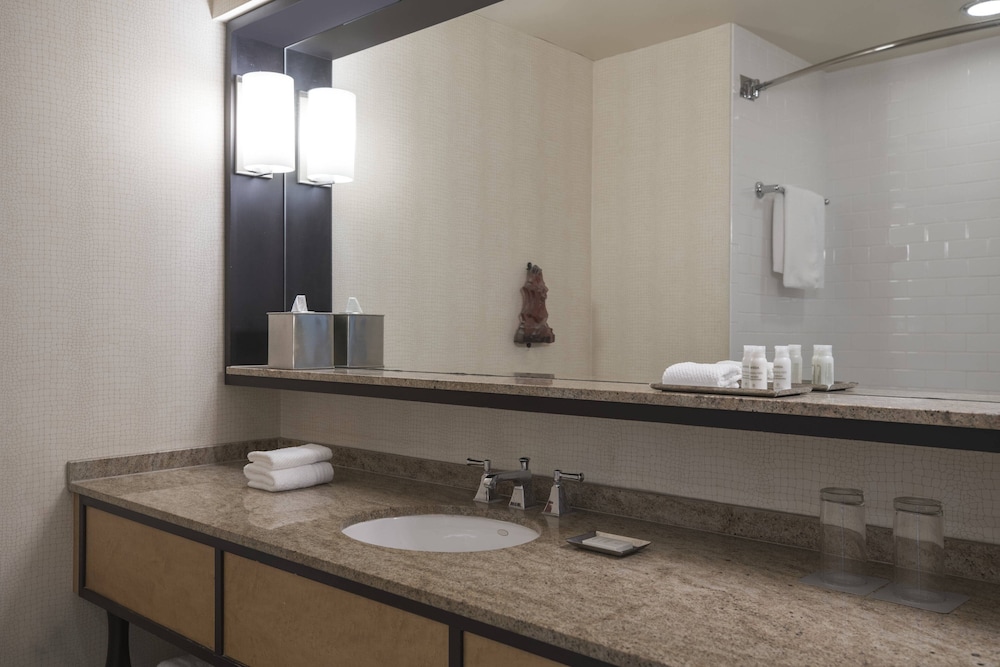 Suite - Photo 4