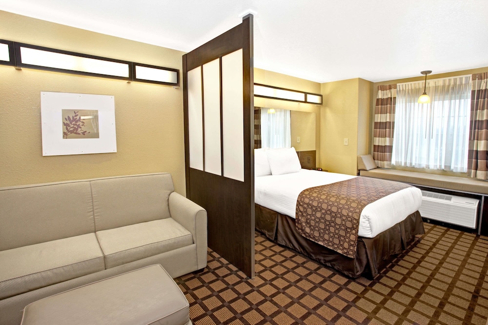 Room, Accessible photo 2