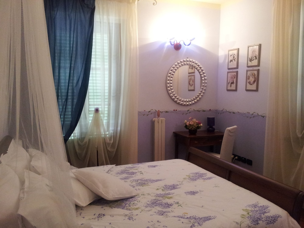 Luxury Apartment, 2 Bedrooms, Non Smoking, Garden View photo 3