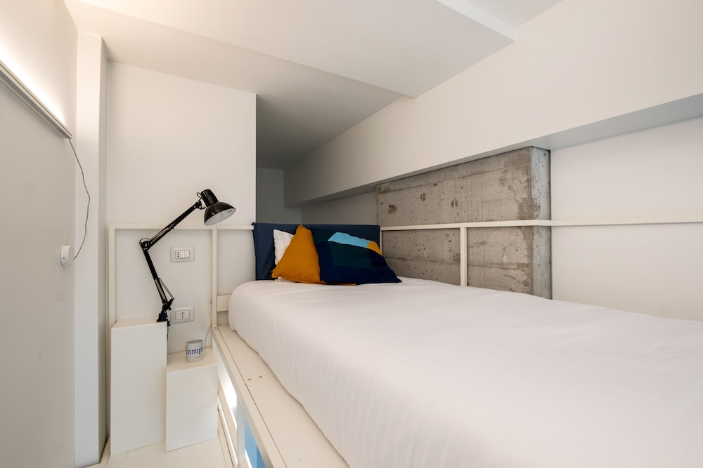 Basic Single Room photo 3