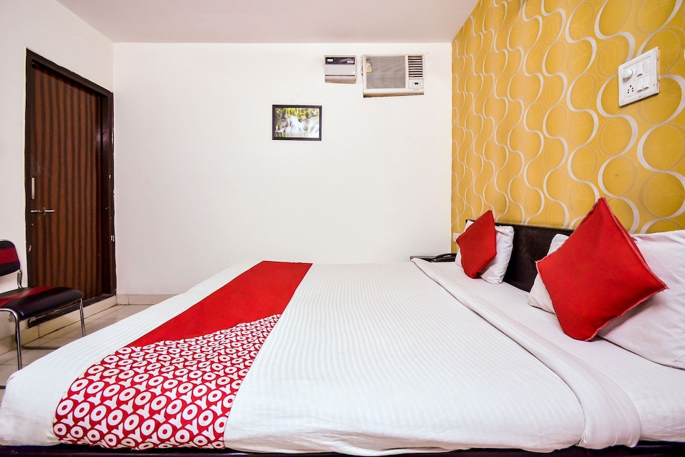Deluxe Double Or Twin Room, 1 King Bed photo 2