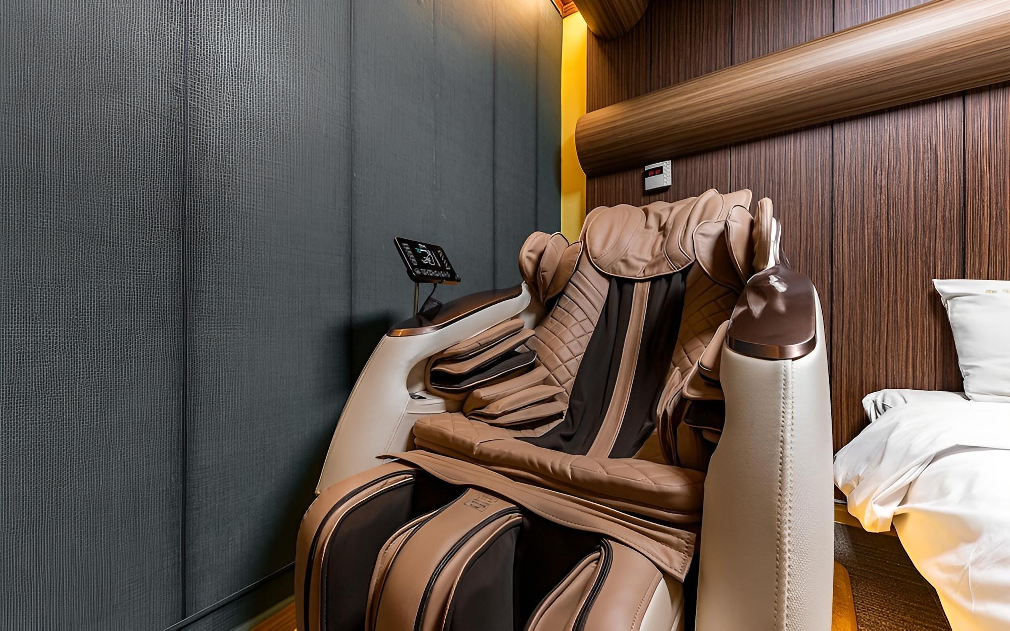 Room (Special Room - Massage Chair Air Puri) - Photo 24