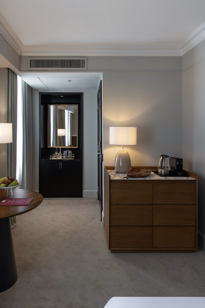 Premier Room, City View