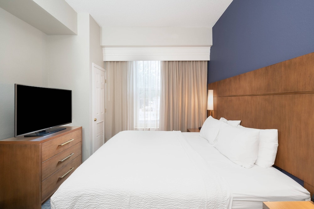 Room, 1 King Bed, Allergy Friendly (Pure) photo 1