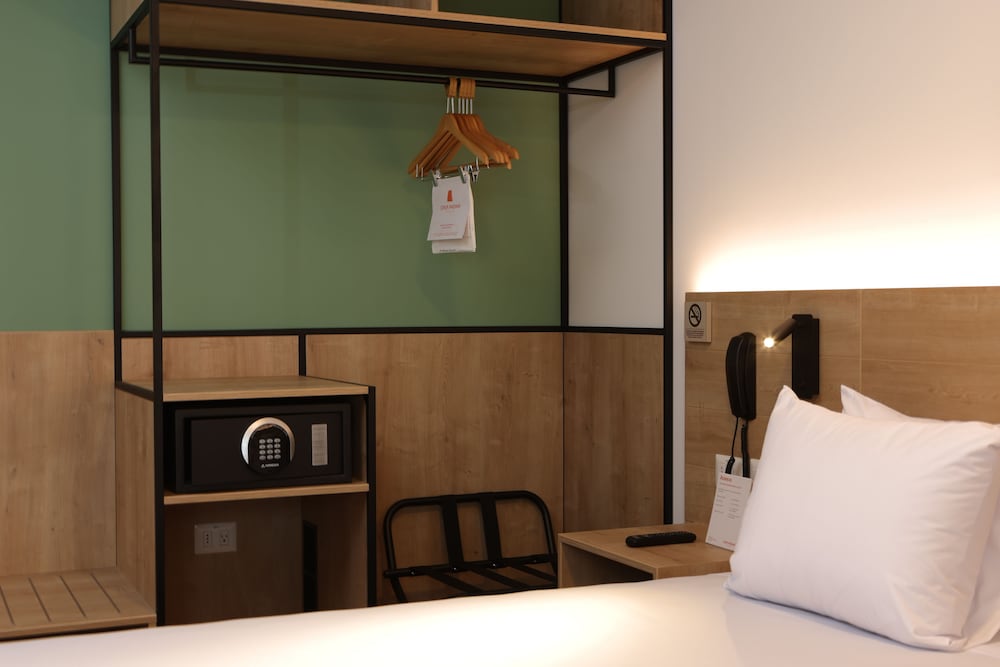 Traditional Room, 2 Twin Beds - Photo 2