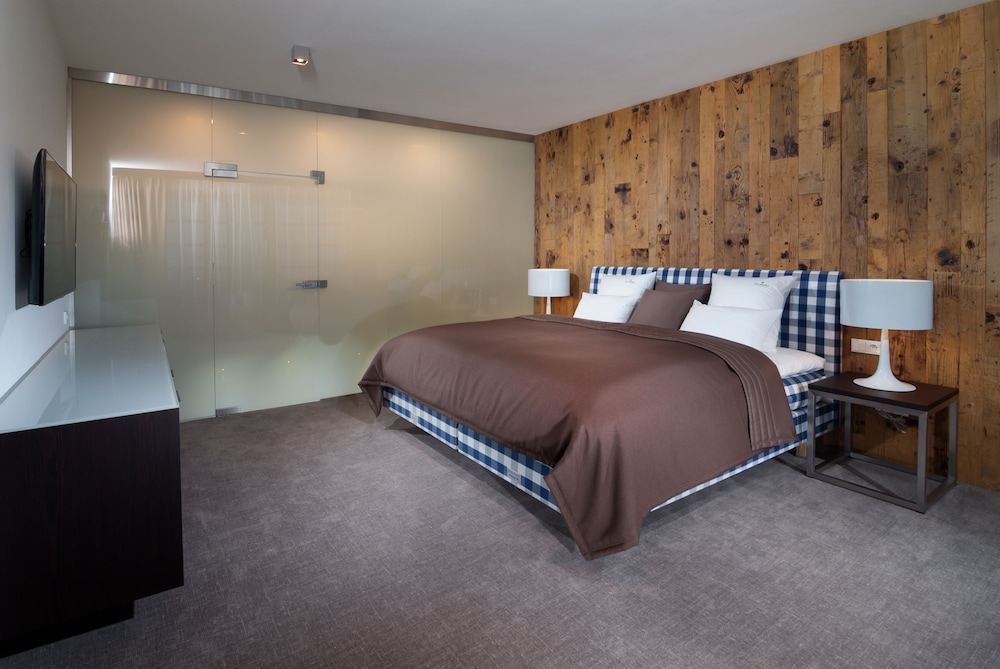 Deluxe Apartment, 2 Bedrooms (****)Unlimited access to Wellness) photo 3