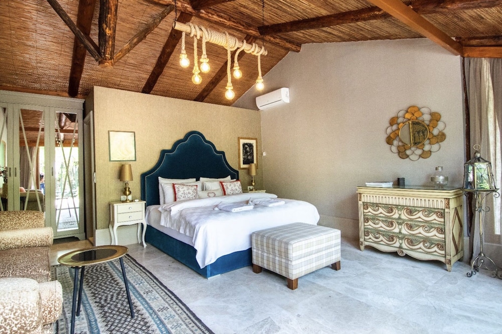 Design Double Room, Lake View