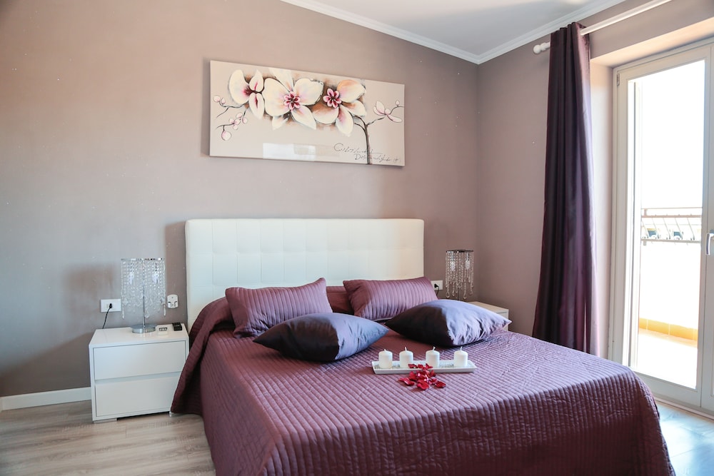 Deluxe Double Room, Terrace, City View