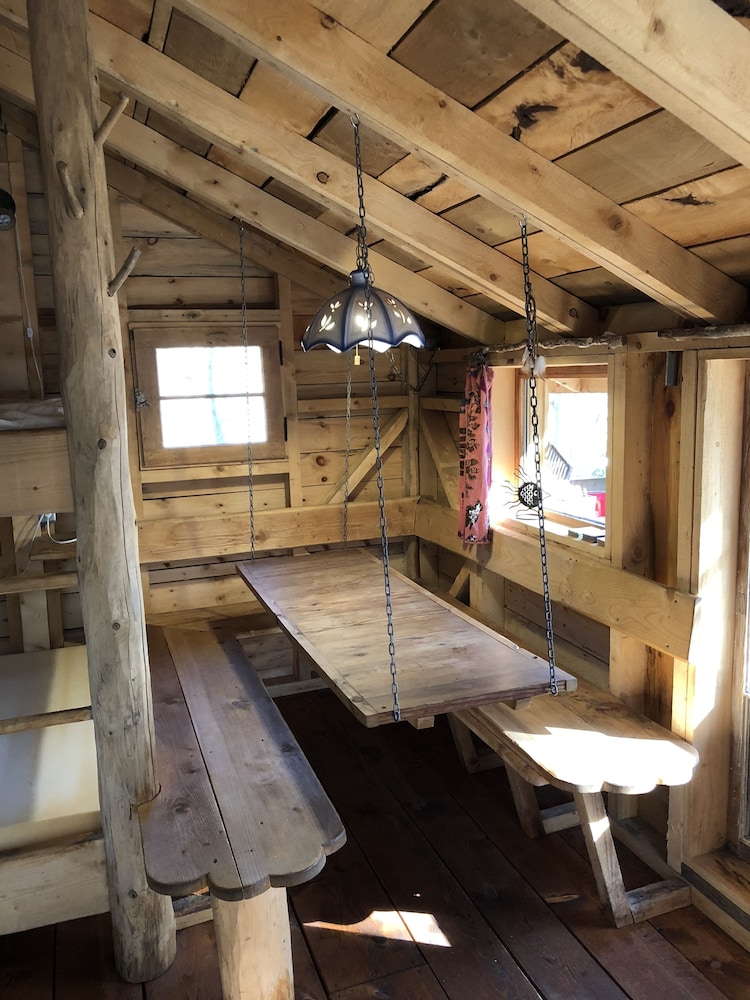 Panoramic Tree House, 2 Double Beds, Shared Bathroom, Mountain View photo 2