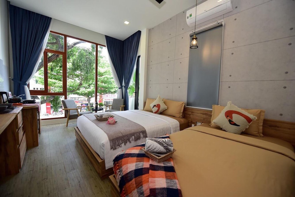 Deluxe Family Studio - Photo 1