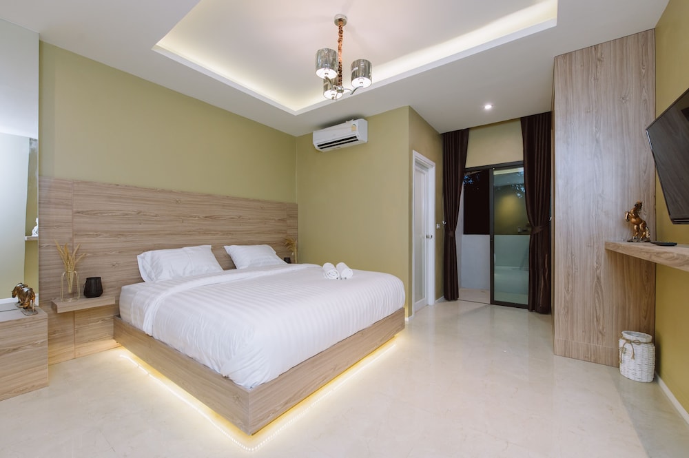 Standard Room - Photo 1