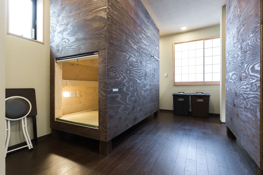 Room (2nd Floor, For 16 People) photo 1