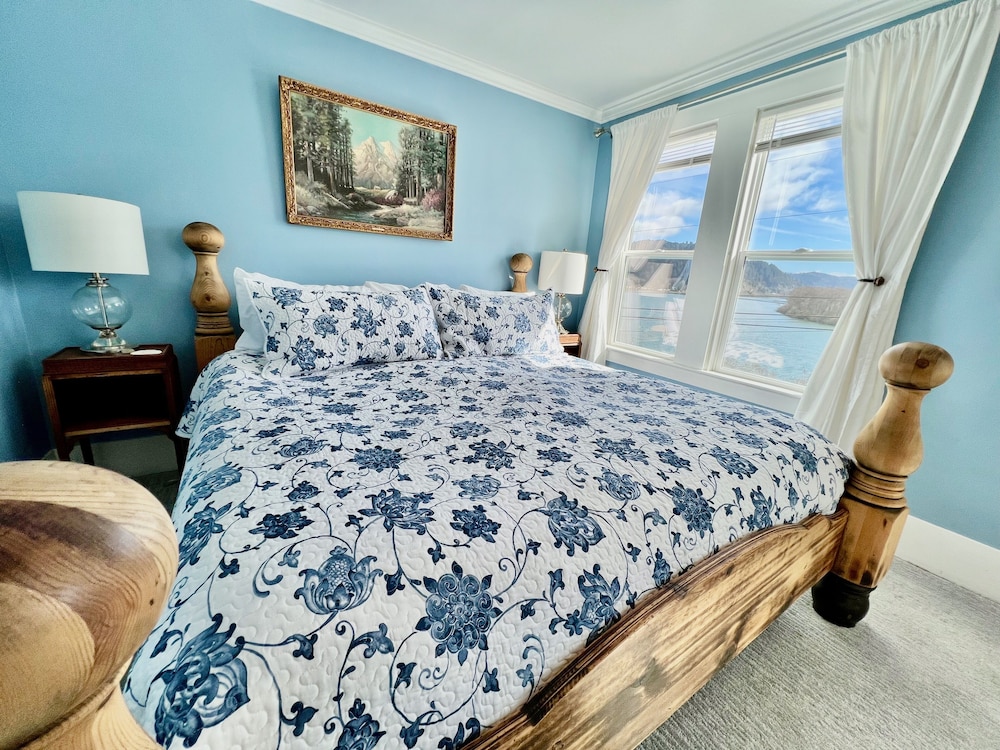 Carruthers Cove