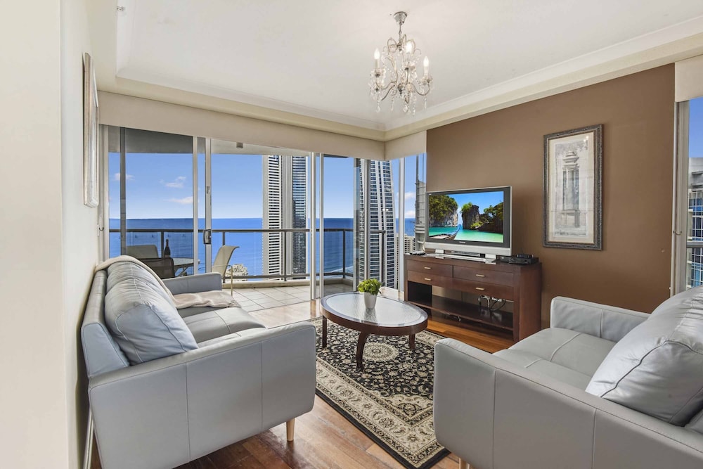 Apartment, 3 Bedrooms, 2.5 Bathrooms, Ocean View photo 1