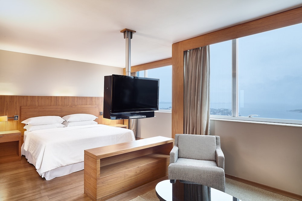 Club Suite, 1 Bedroom (Club Level) - Photo 1