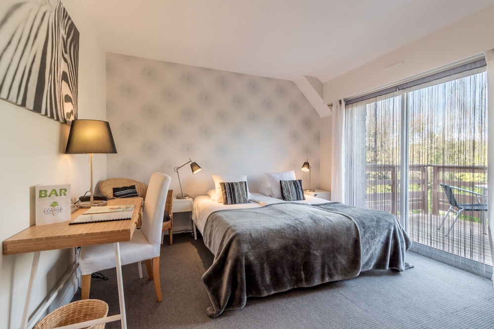 Superior Double or Twin Room - Photo 3
