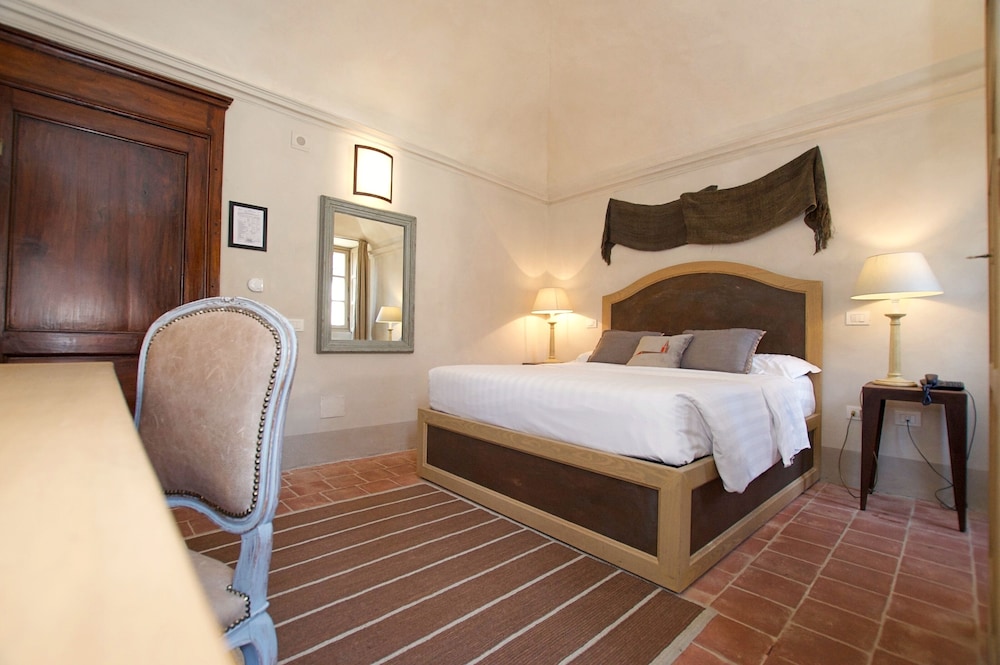 Deluxe Double Room, Balcony, Courtyard View