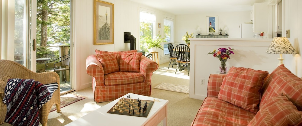 Suite (Topside) photo 1