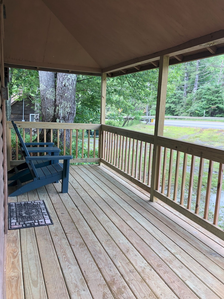 Standard Cabin, 1 Bedroom, River View photo 3