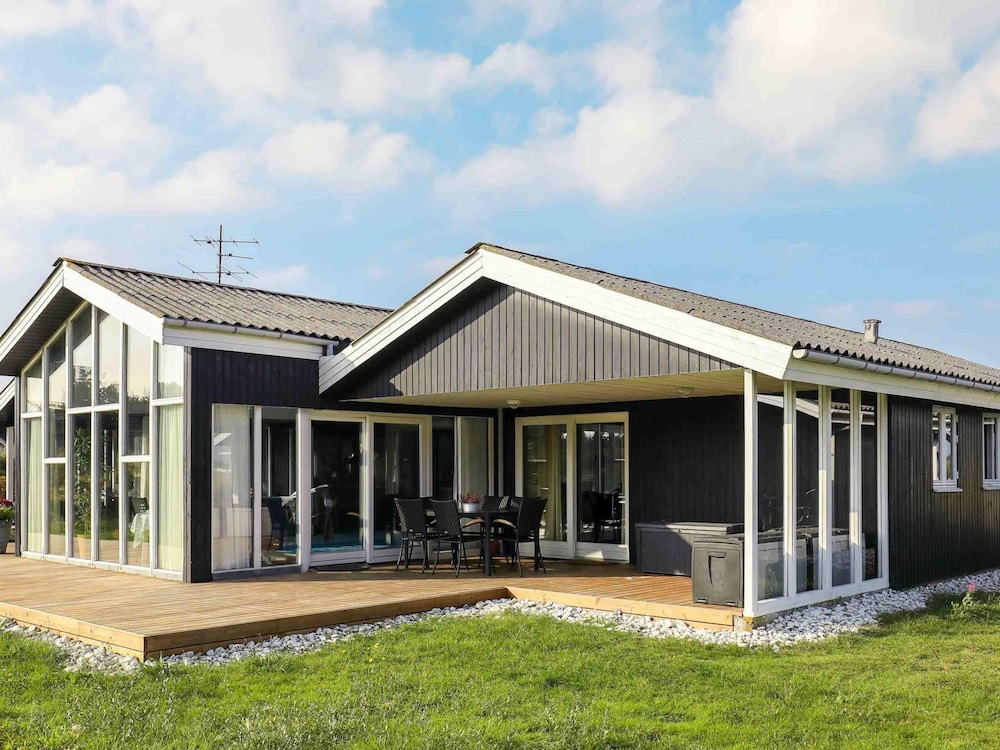 House photo 1