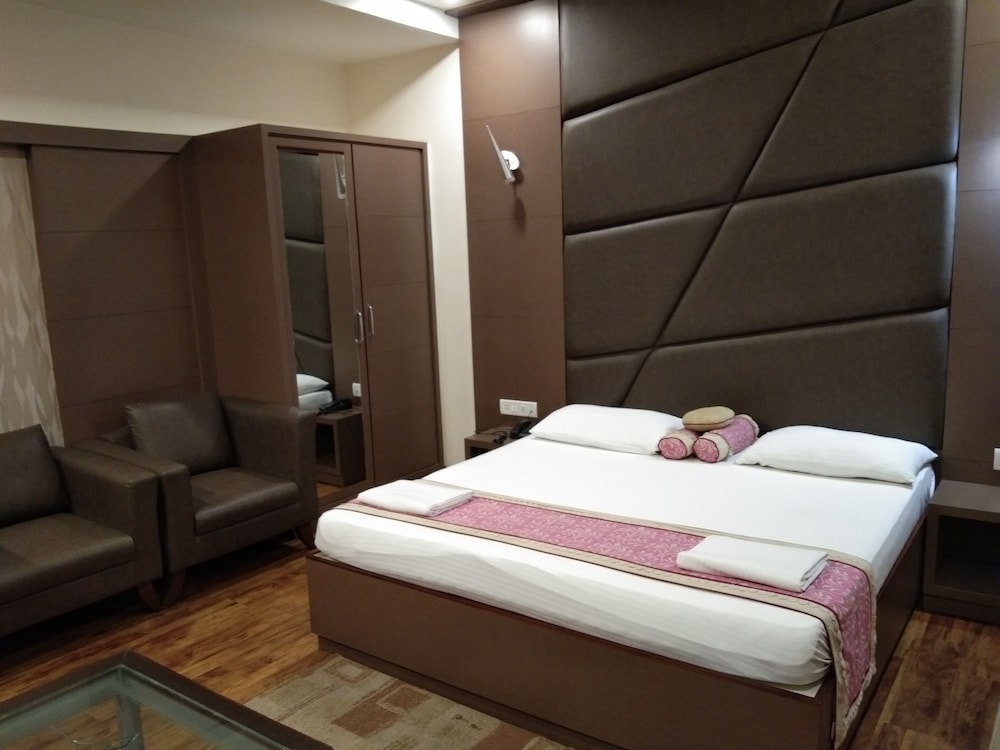 Alka Premium View Room photo 3