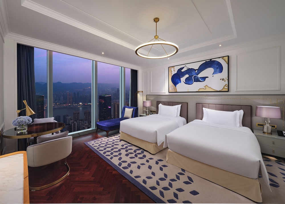 Room, 2 Twin Beds, River View