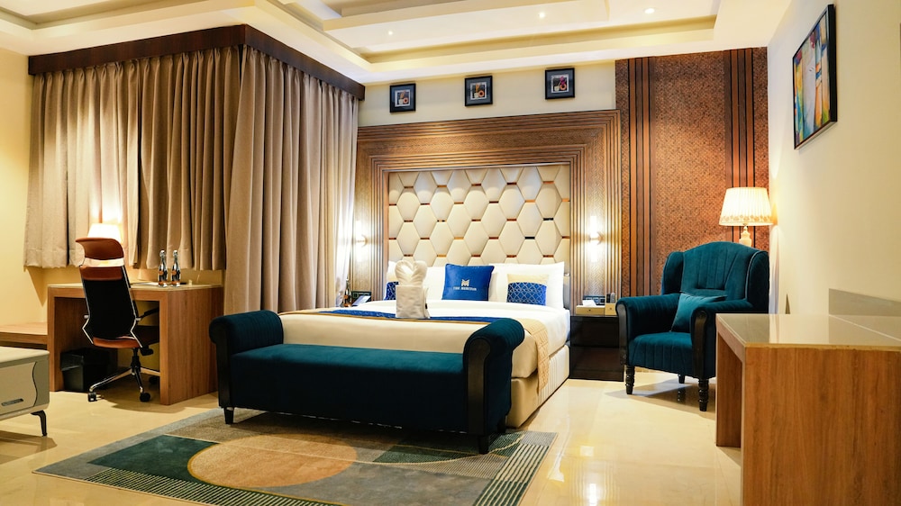 Presidential King Suite