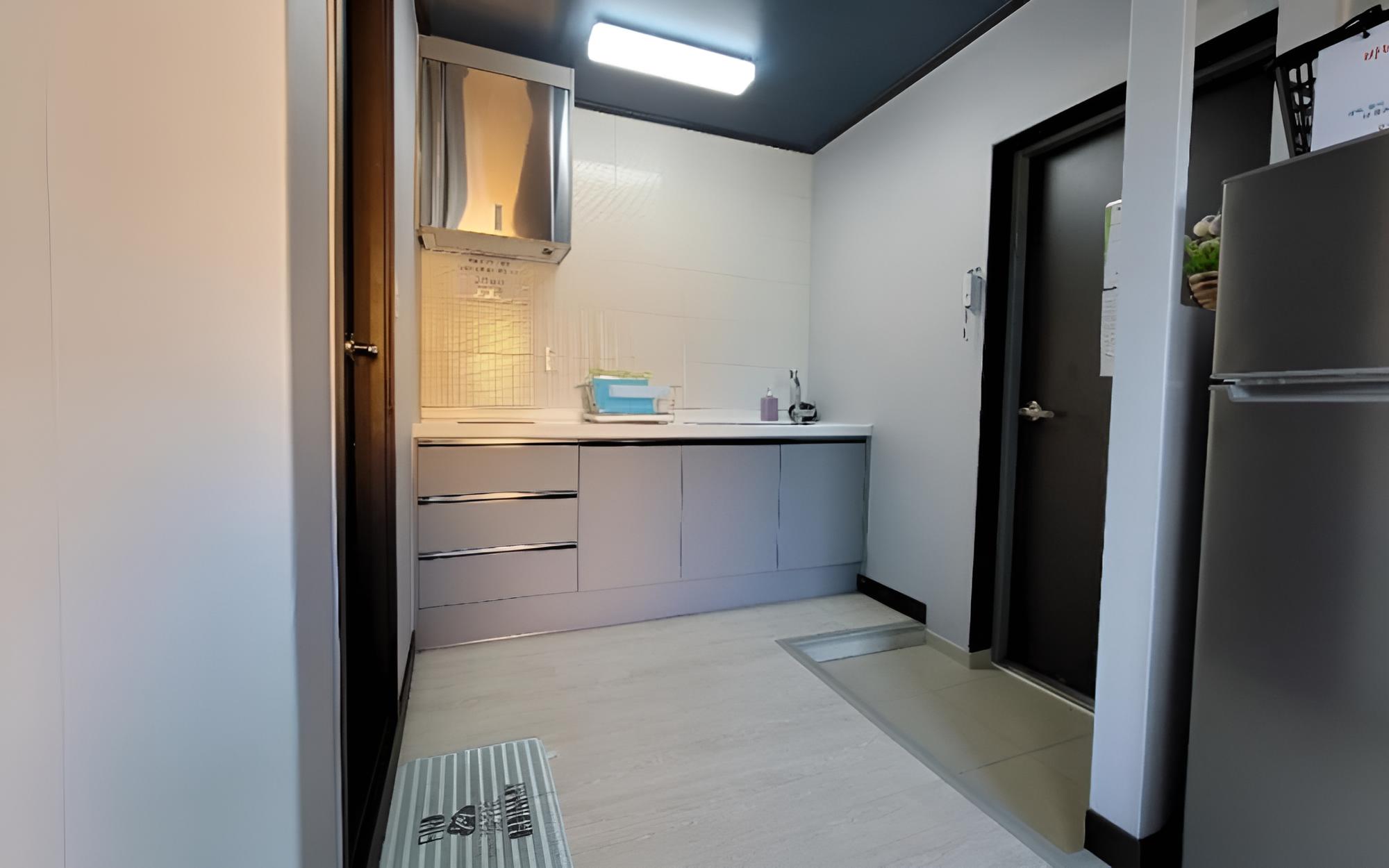 Room (Building A Room 101 (Ondol Room) Pet ) photo 1