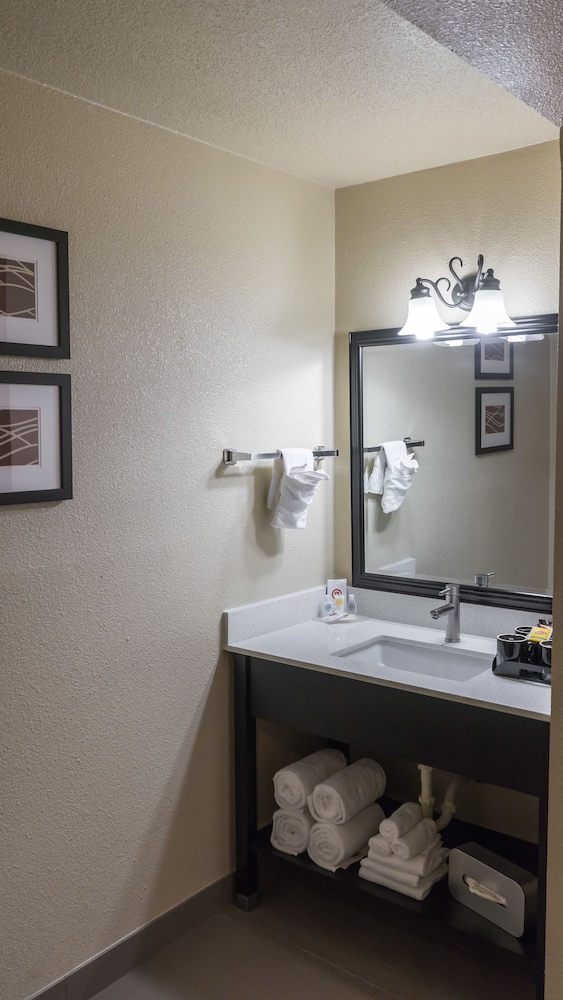 Suite, Non Smoking - Photo 10