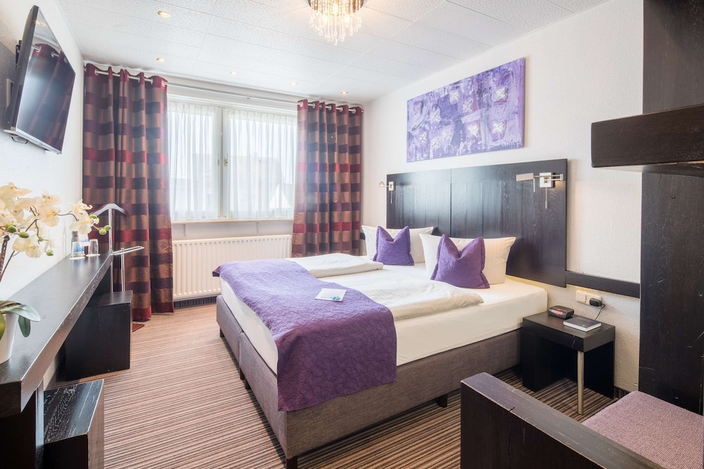 Standard Room, 1 Double Bed photo 3