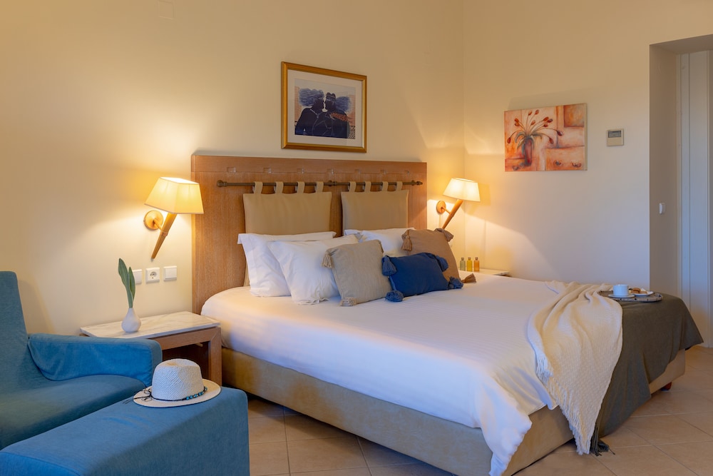 Double Room, Sea View - Photo 5