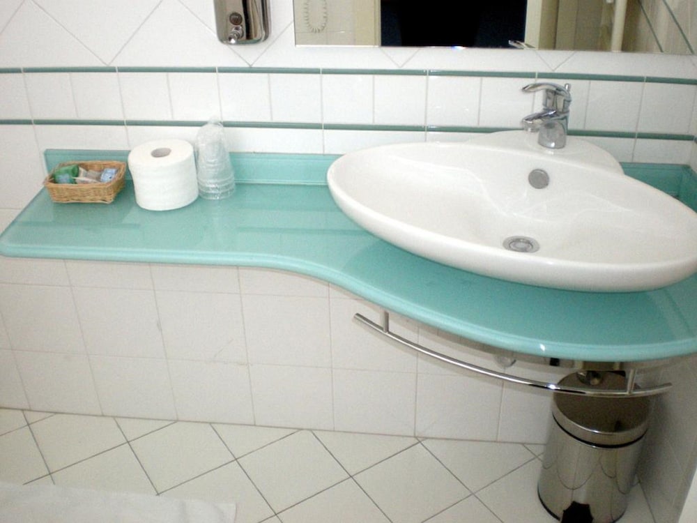Superior Double Room - Photo 3