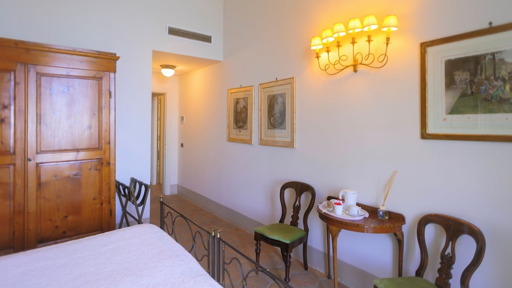 Prestige Room photo 2