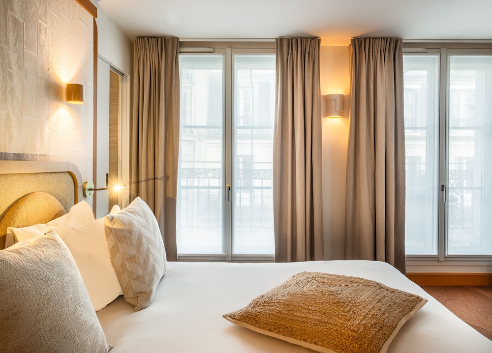 Hôtel Le Monna Lisa by Inwood Hotels bedroom photo