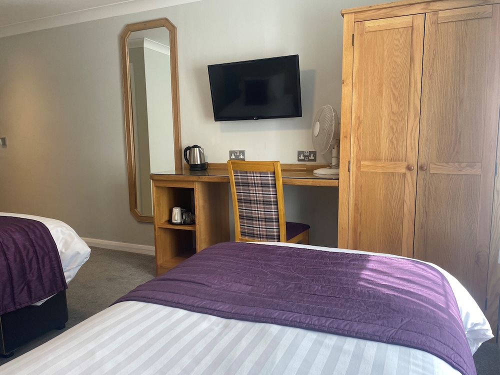 Standard Twin Room - Photo 4