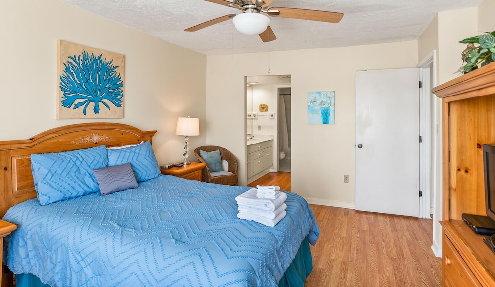 Condo, Multiple Beds, Balcony, Ocean View photo 3
