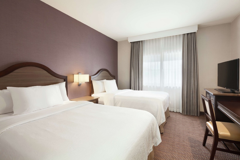 Basic Room, 2 Double Beds, Non Smoking - Photo 1