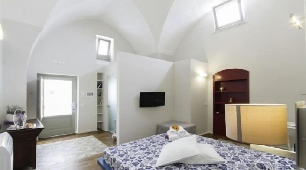 Double Room - Photo 4