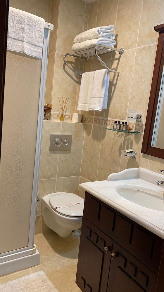 Standard Triple Room photo 2