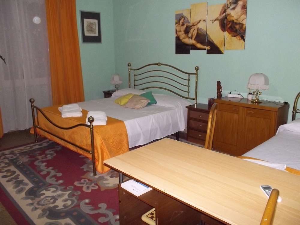 Superior Triple Room, 1 Bedroom, Private Bathroom