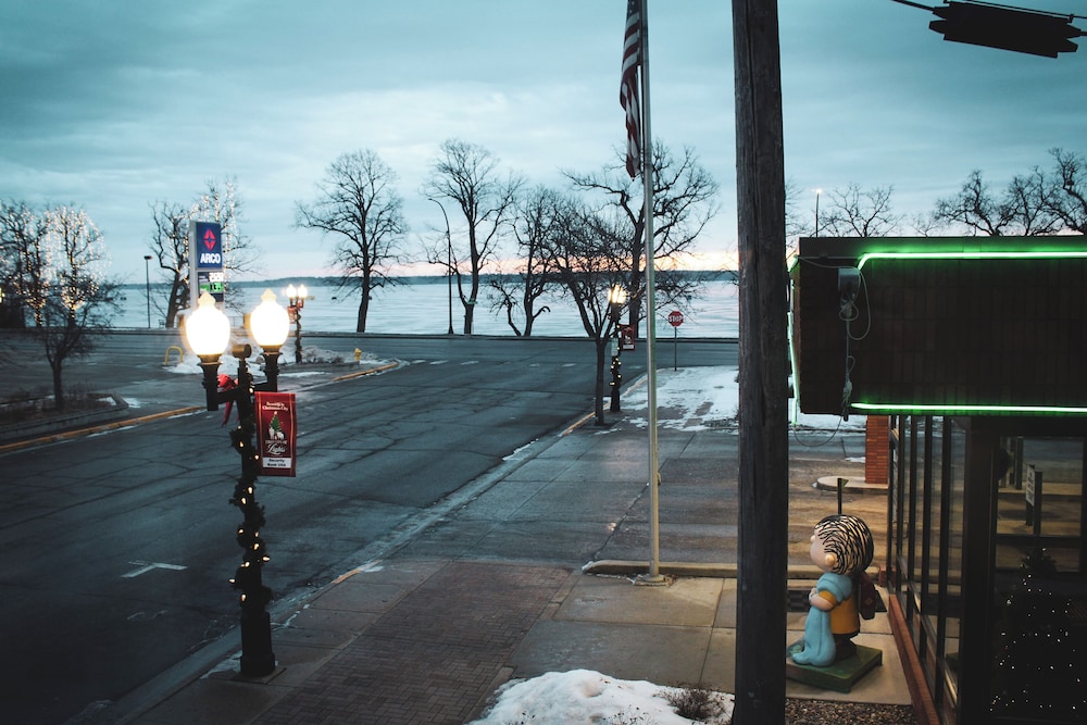 The Lakeshore