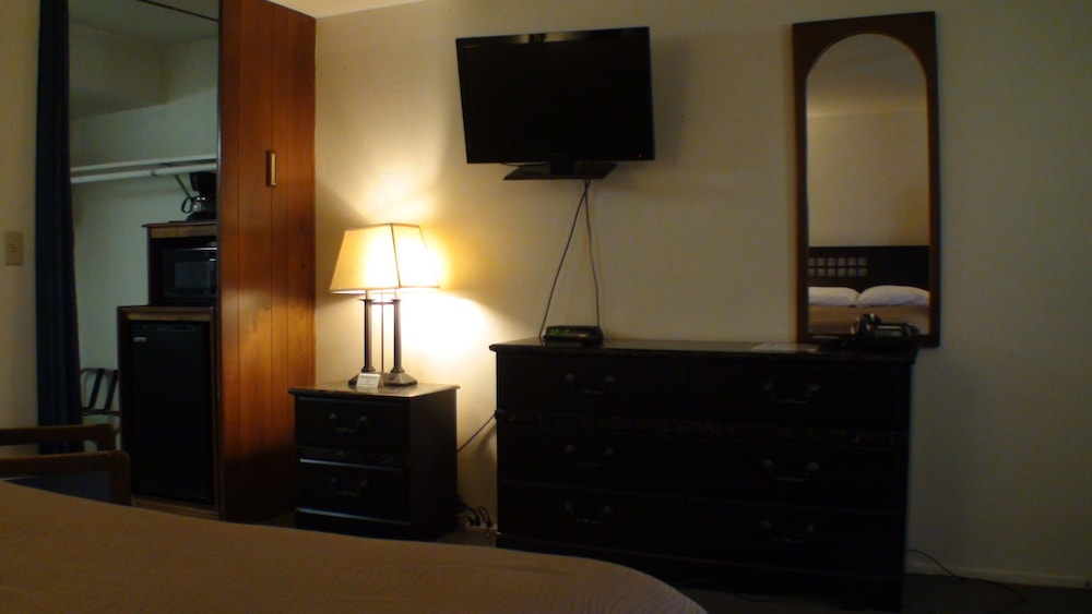Economy Double Room photo 1