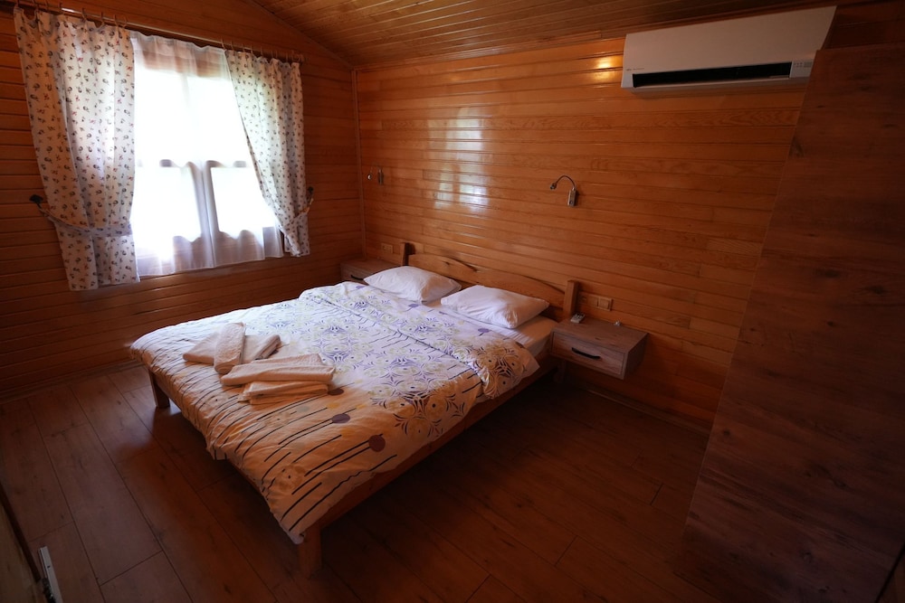 Bungalow, 1 Bedroom (Without Kitchen) photo 1