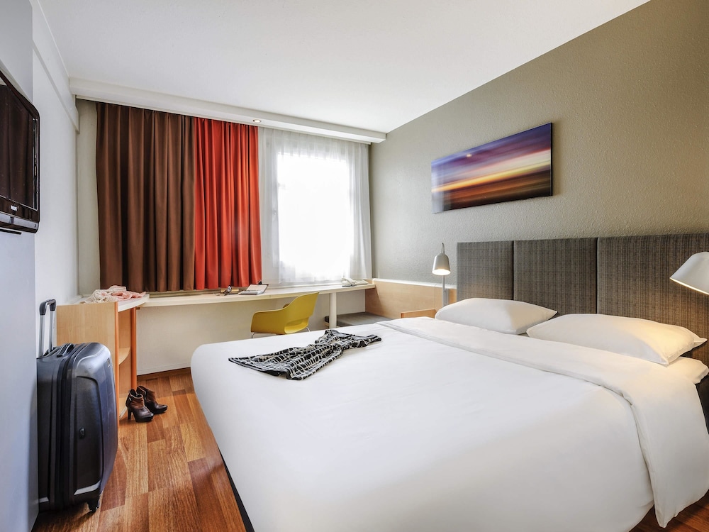 Room, 1 Double Bed (New Sleep Easy Concept) - Photo 8