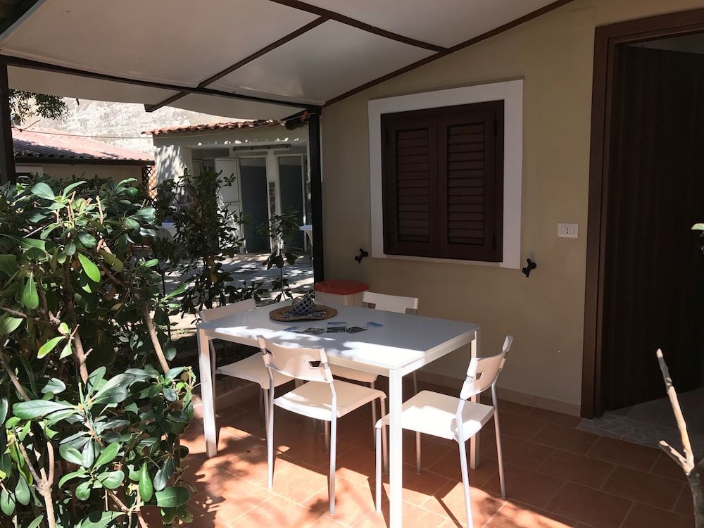 Bungalow photo 3