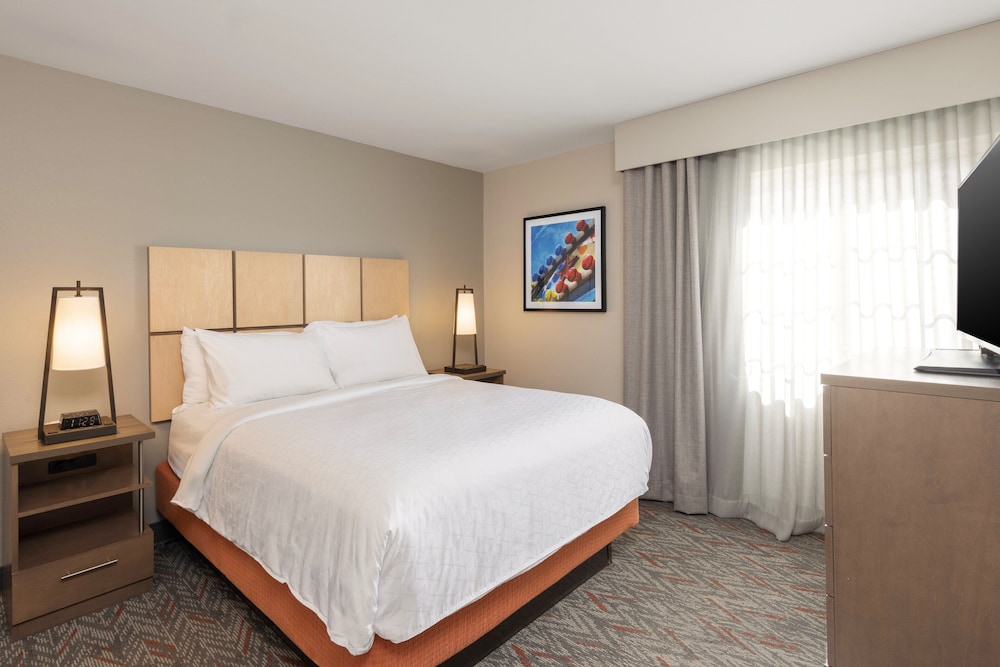 Suite, 1 Bedroom, Accessible (Roll-In Shower) - Photo 6