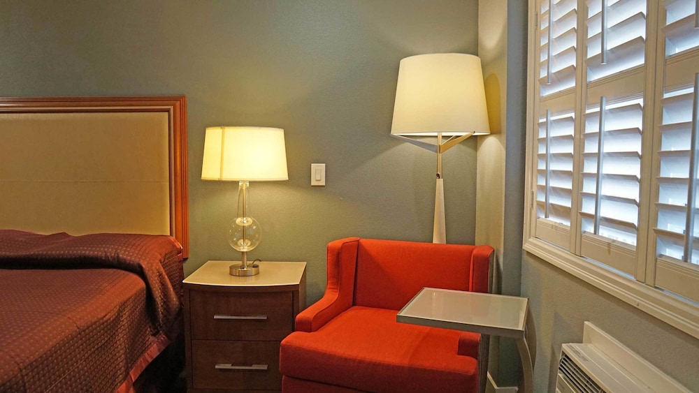 Room, 2 Double Beds, Non Smoking photo 1