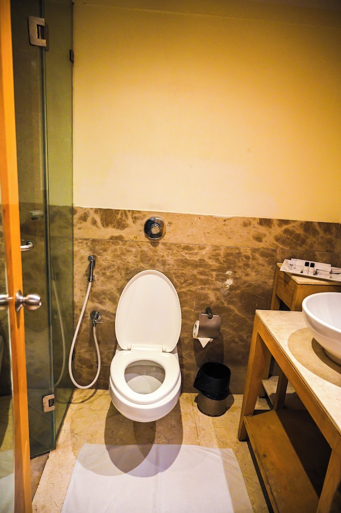 Executive Room - Photo 2