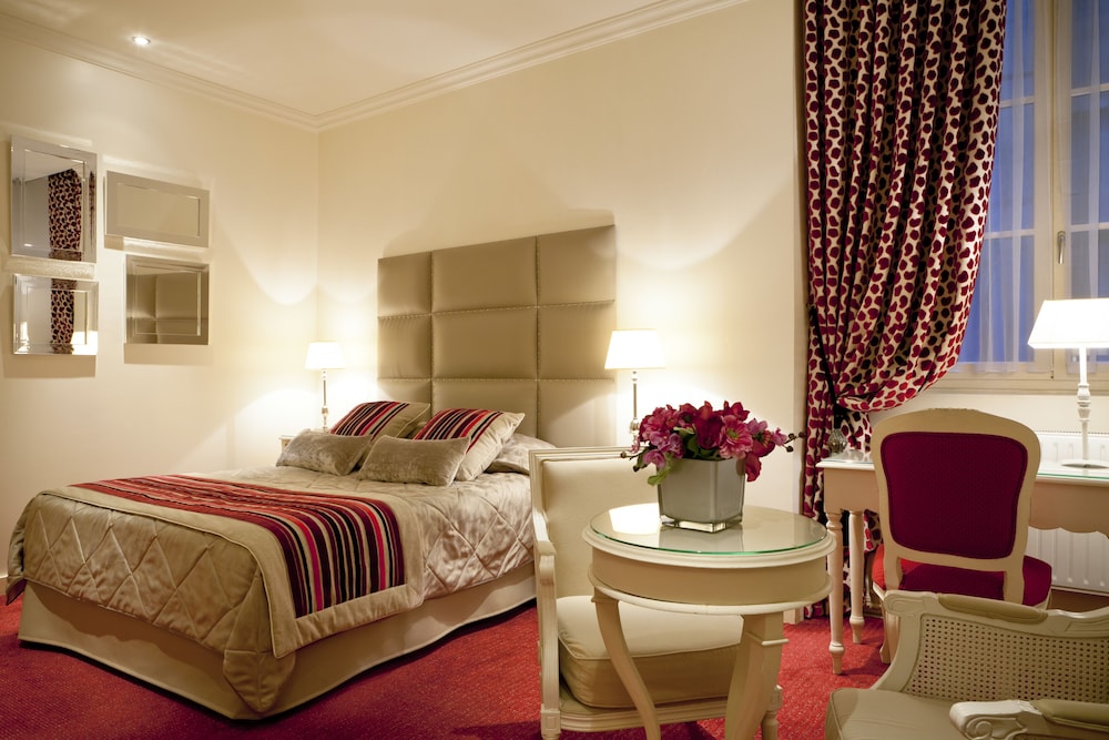 Superior Double or Twin Room - Photo 7